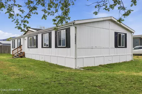 10600 N Benoit St, Hayden, ID 83835