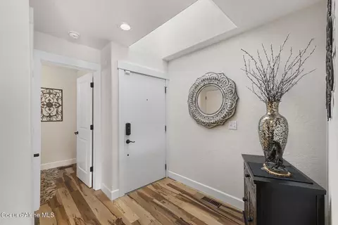 Entry Way - 216 E 1st Ave #D3, Post Falls, ID 83854 photo 3 of 3