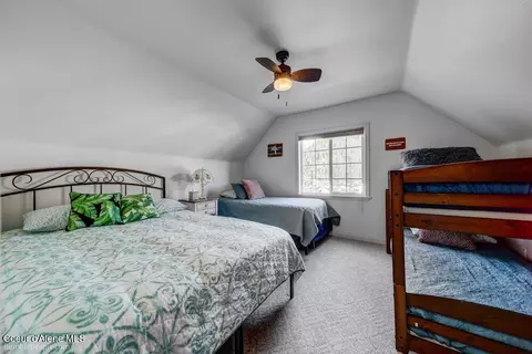 Bedroom - 620 Pearl St, Wallace, ID 83873 photo 3 of 7