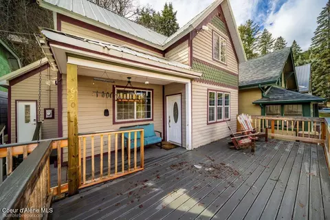 Exterior - 620 Pearl St, Wallace, ID 83873 photo 7 of 8