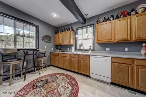 Kitchen - 620 Pearl St, Wallace, ID 83873 photo 2 of 4