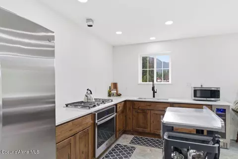 Kitchen - 92 Bluebird Ln, Clark Fork, ID 83811 photo 2 of 3