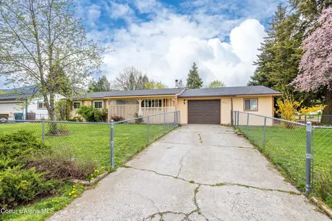 6921 W Theo St, Rathdrum, ID 83858