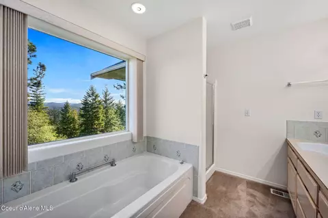 Bath - 6011 S Arrow Rd, Harrison, ID 83833 photo 1 of 4