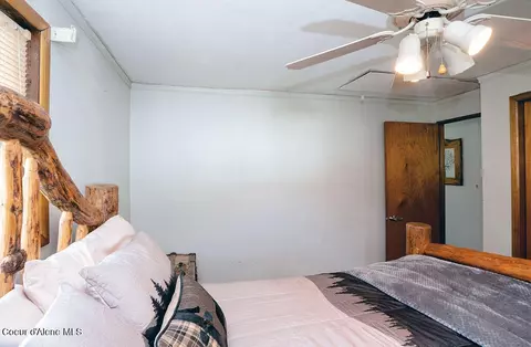 Bedroom - 407 S 5th St, Pinehurst, ID 83850 photo 6 of 7