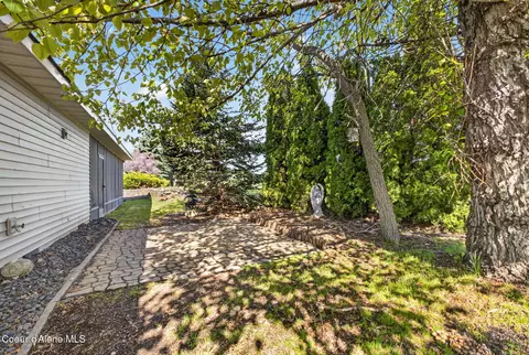 Exterior - 425 E Titanium Ct, Post Falls, ID 83854 photo 7 of 9