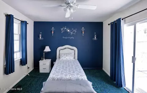 Bedroom - 332 Main St, Wardner, ID 83837 photo 1 of 9