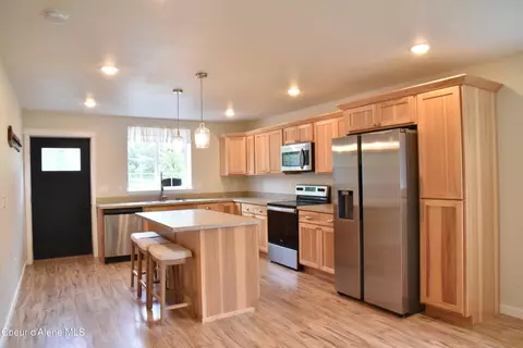 Kitchen - 574 576 Parkside Rd, Plummer, ID 83851 photo 1 of 2