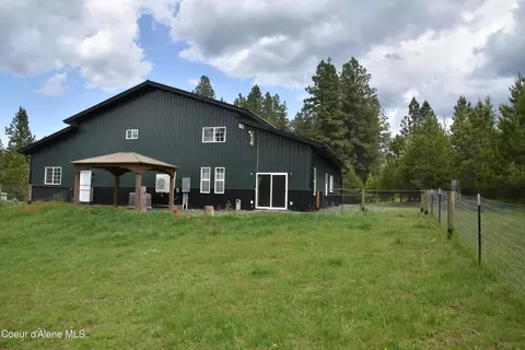 Exterior - 574 576 Parkside Rd, Plummer, ID 83851 photo 2 of 11