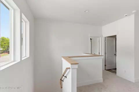 Entry Way - 108 E 10th Ave, Post Falls, ID 83854 photo 3 of 4
