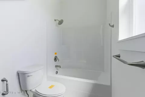 Bath - 108 E 10th Ave, Post Falls, ID 83854 photo 6 of 14