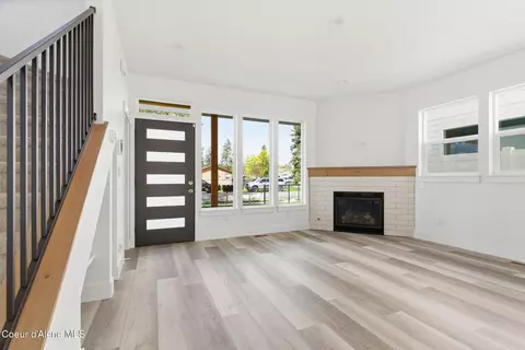 Living - 108 E 10th Ave, Post Falls, ID 83854 photo 3 of 6