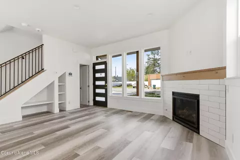 Living - 108 E 10th Ave, Post Falls, ID 83854 photo 4 of 6