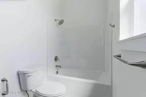 Bath - 108 E 10th Ave, Post Falls, ID 83854 photo 5 of 14