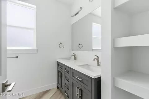 Bath - 108 E 10th Ave, Post Falls, ID 83854 photo 3 of 14