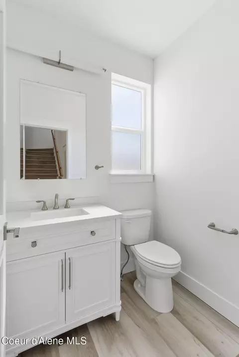Bath - 108 E 10th Ave, Post Falls, ID 83854 photo 2 of 14