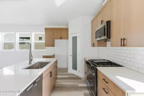 Kitchen - 108 E 10th Ave, Post Falls, ID 83854 photo 1 of 6