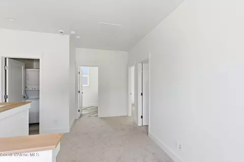 Entry Way - 108 E 10th Ave, Post Falls, ID 83854 photo 2 of 4