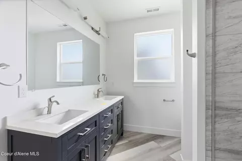 Bath - 108 E 10th Ave, Post Falls, ID 83854 photo 11 of 14