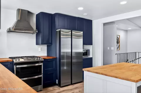 Kitchen - 5819 E Roger Dr, Post Falls, ID 83854 photo 2 of 3
