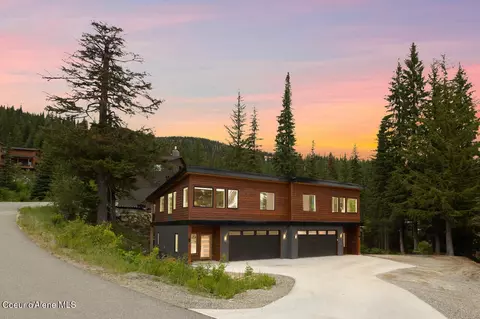 65 Avalanche Rd, Sandpoint, ID 83864