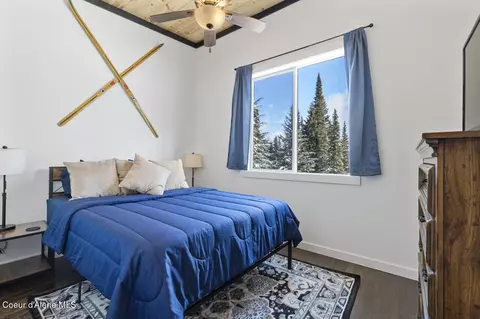 Bedroom - 65 Avalanche Rd, Sandpoint, ID 83864 photo 2 of 2