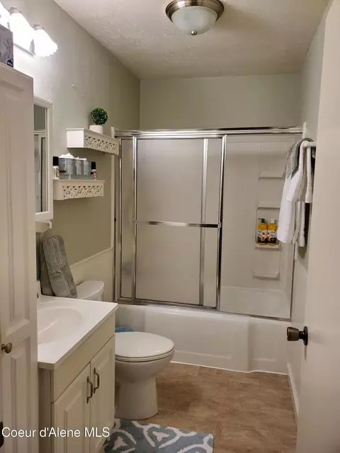 Bath - 408 S 410a S Main St # A, Kellogg, ID 83837 photo 6 of 9