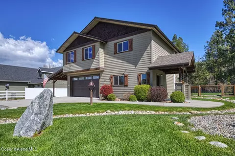 453 Birch Haven Dr, Sagle, ID 83860