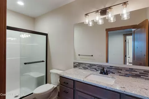 Bath - 355 Olympic Dr, Sandpoint, ID 83864 photo 6 of 6