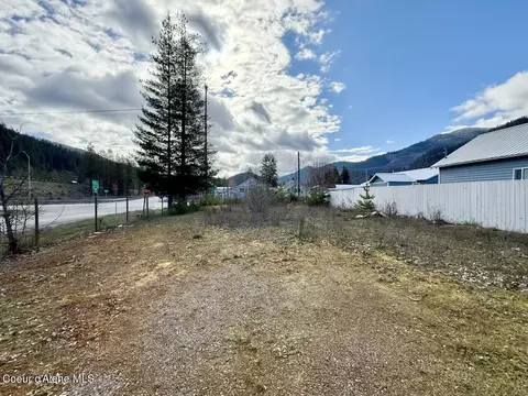310 Third St, Osburn, ID 83849