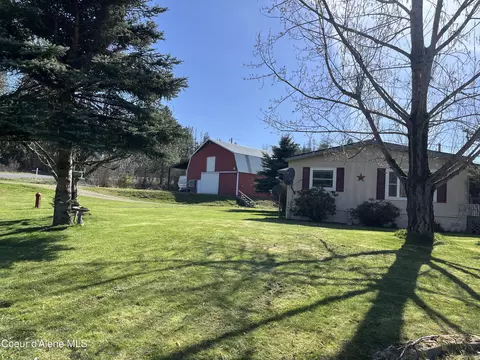 11913 S River Rd, Cataldo, ID 83810