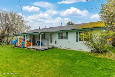Exterior - 921 Ruth Ave Ave, Sandpoint, ID 83864 photo 12 of 17
