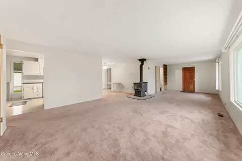 Living - 921 Ruth Ave Ave, Sandpoint, ID 83864 photo 1 of 7