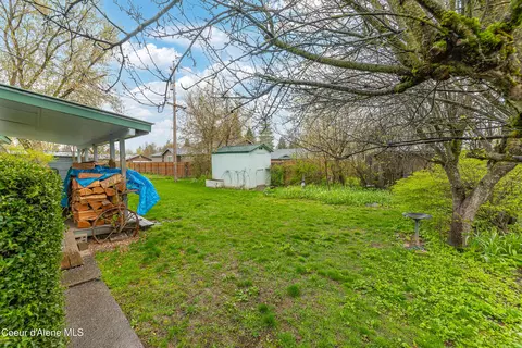 Exterior - 921 Ruth Ave Ave, Sandpoint, ID 83864 photo 7 of 17