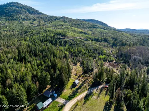 963 Irish Rd, Sagle, ID 83860 photo 2