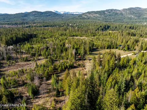 963 Irish Rd, Sagle, ID 83860 photo 5