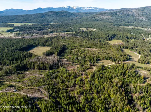 963 Irish Rd, Sagle, ID 83860 photo 6