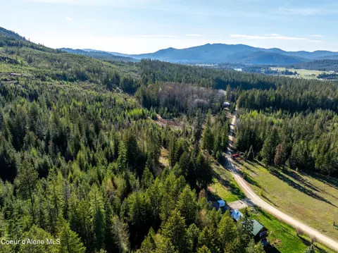 963 Irish Rd, Sagle, ID 83860 photo 3