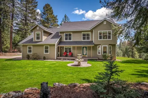 405 Brisboys Rd, Sagle, ID 83860