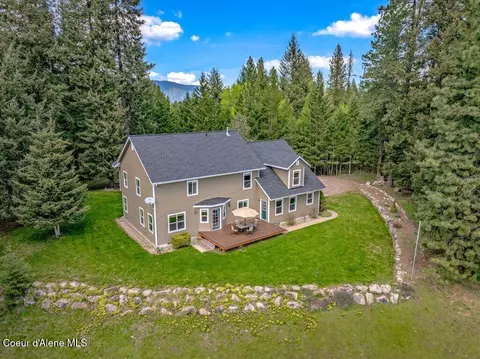 405 Brisboys Rd, Sagle, ID 83860