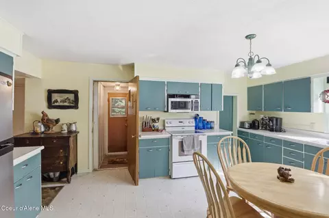 452 2nd St, Mullan, ID 83846 photo 7