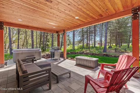 Exterior - 2010 E Dodd Rd, Hayden, ID 83835 photo 10 of 10
