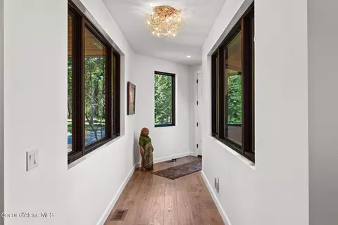 Entry Way - 2010 E Dodd Rd, Hayden, ID 83835 photo 1 of 3