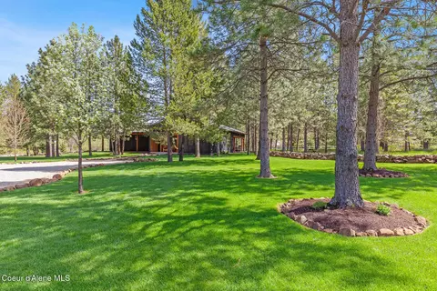 Exterior - 2010 E Dodd Rd, Hayden, ID 83835 photo 9 of 10