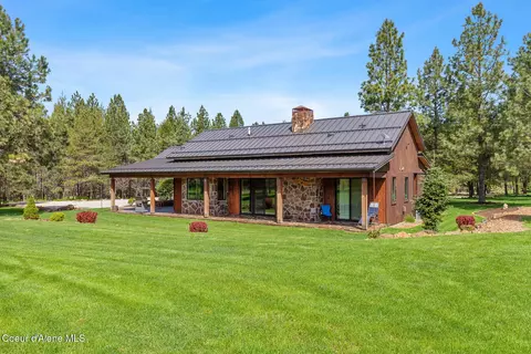 Exterior - 2010 E Dodd Rd, Hayden, ID 83835 photo 8 of 10