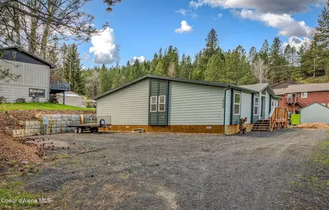 2009 Elm Dr, Saint Maries, ID 83861