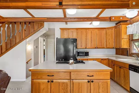 Kitchen - 188 Vertical Dr, Cocolalla, ID 83813 photo 2 of 3