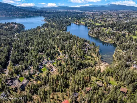12735 N Sherwood Ct, Hayden, ID 83835