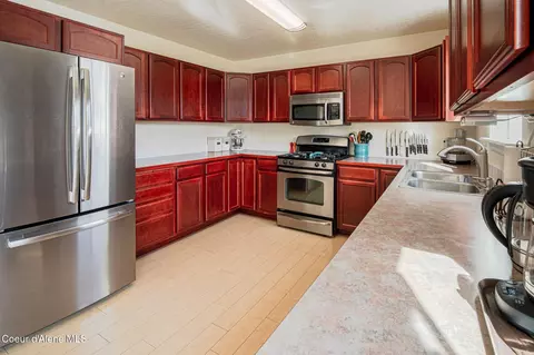 Kitchen - 3664 E Arlington Ln, Post Falls, ID 83854 photo 1 of 3