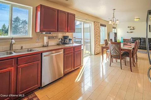 Kitchen - 3664 E Arlington Ln, Post Falls, ID 83854 photo 3 of 3